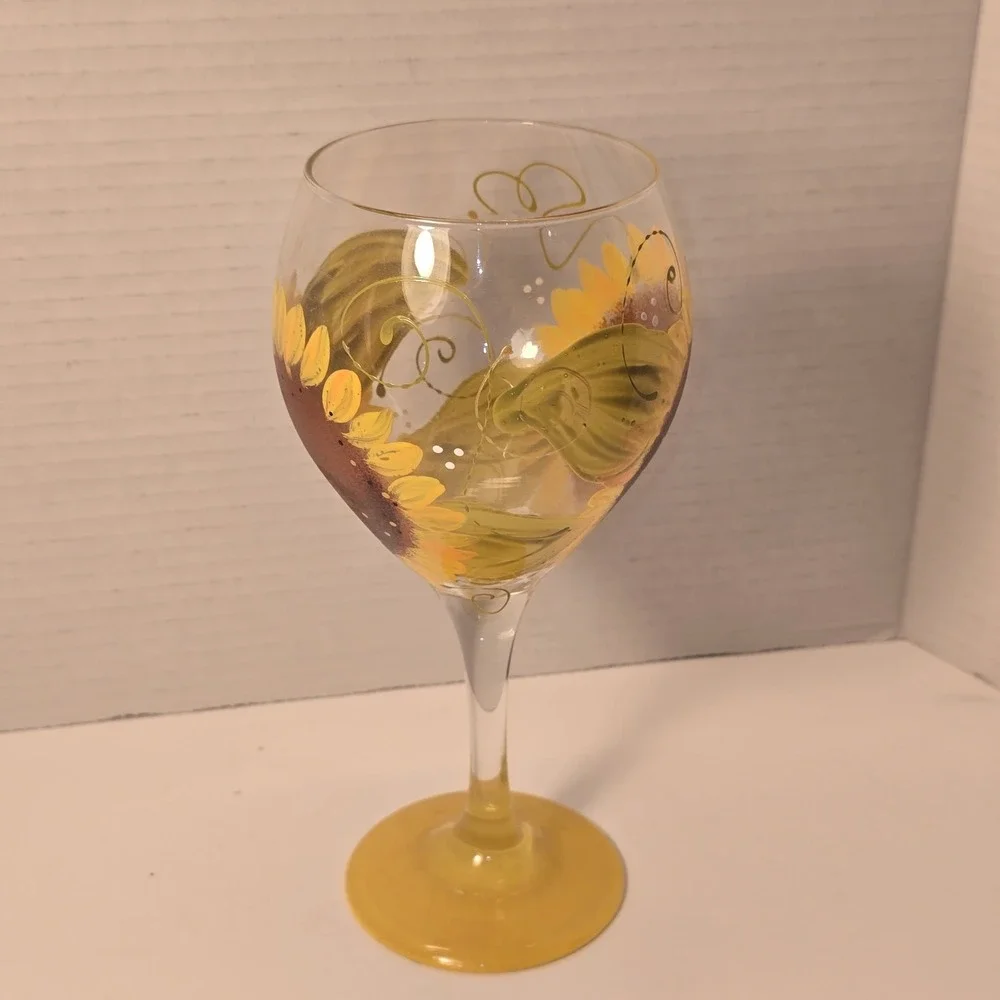 Hand‎ Painted Sunflower Wine Glass Yellow Base Novelty Kitchen Barware Decor